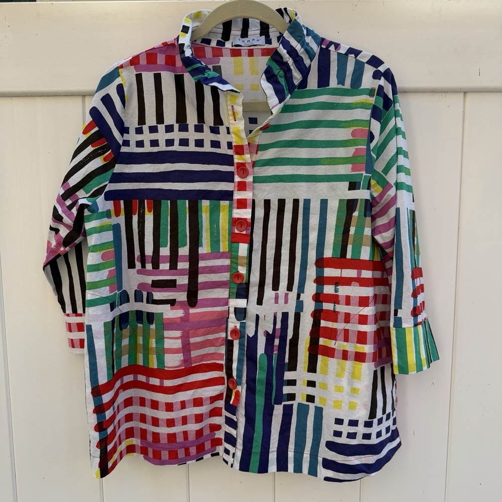 Terra SJ Womens Tunic Top Medium‎ Artsy Button Down Travel Colorful Funky
